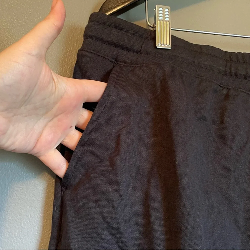 NWT Columbia Sz XL Trek French Terry Women’s Black White 5” Inseam Short Ret $50 - Picture 4 of 10